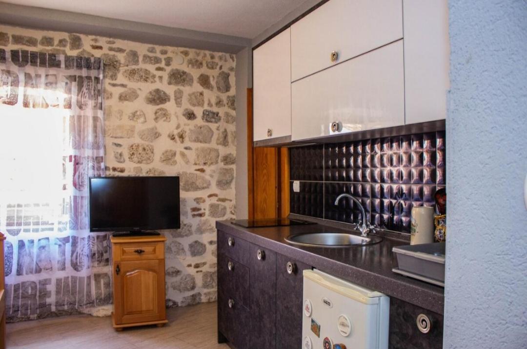 Guest House Šljuka Kotor Extérieur photo