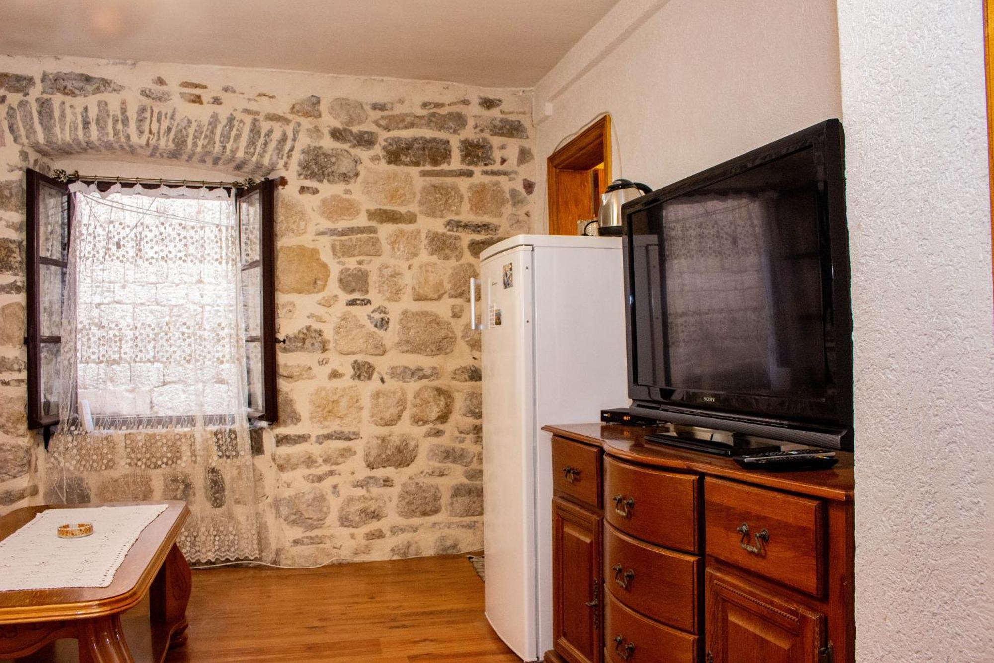 Guest House Šljuka Kotor Extérieur photo